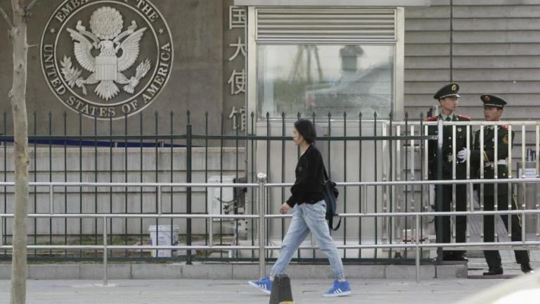 Τρόμος στις ΗΠΑ από μυστήριο «ηχητικό» όπλο